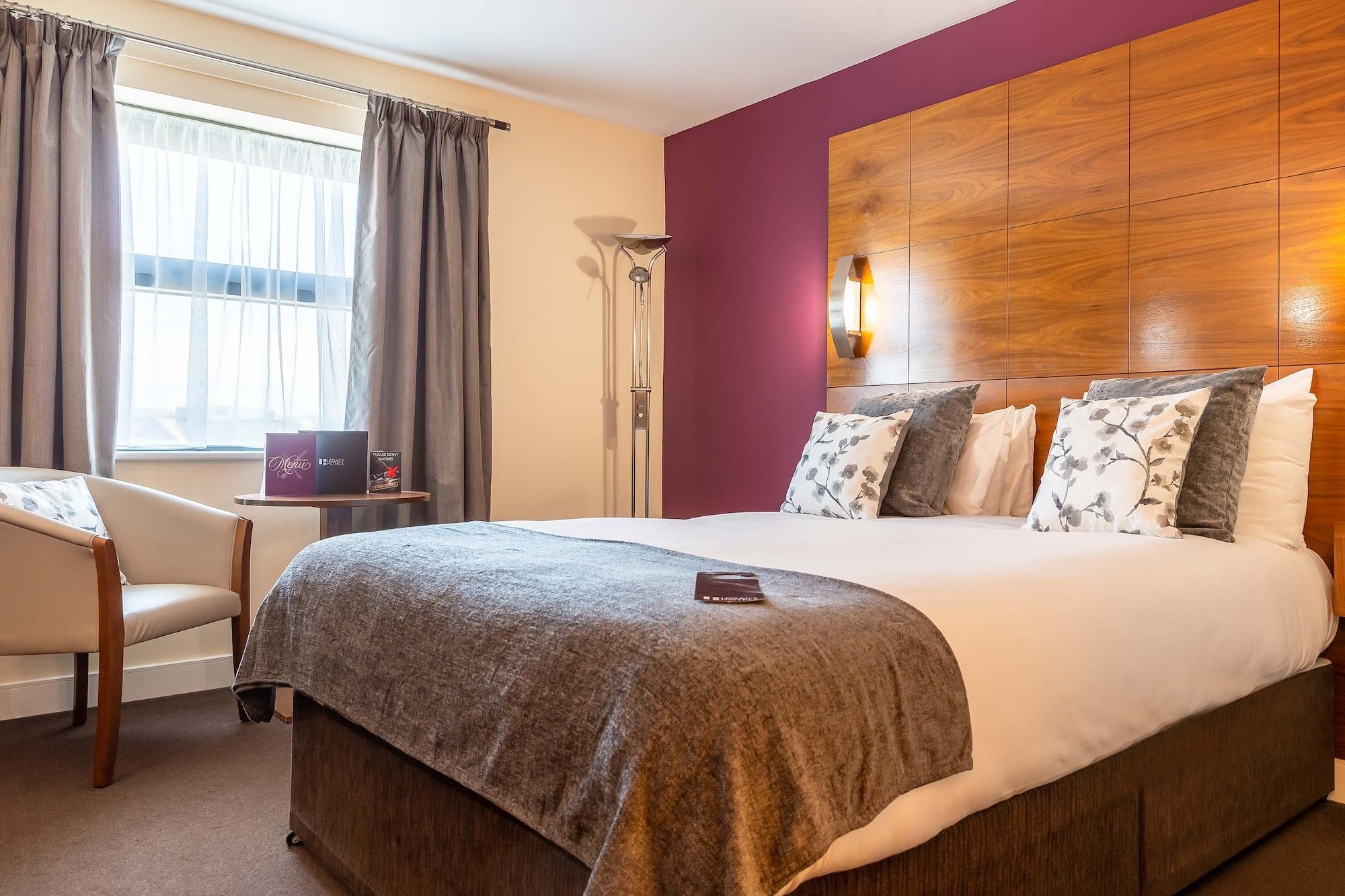 Legacy Preston International Hotel Bagian luar foto