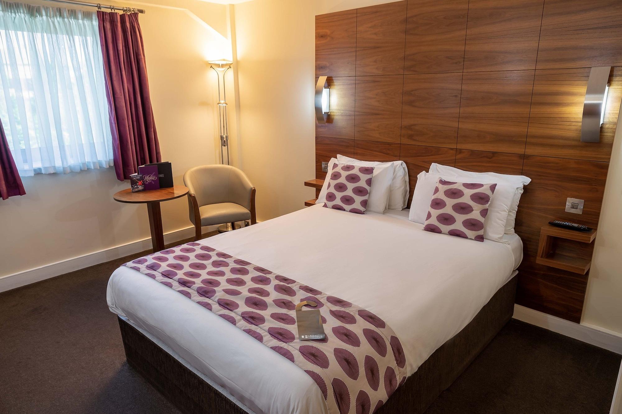 Legacy Preston International Hotel Bagian luar foto