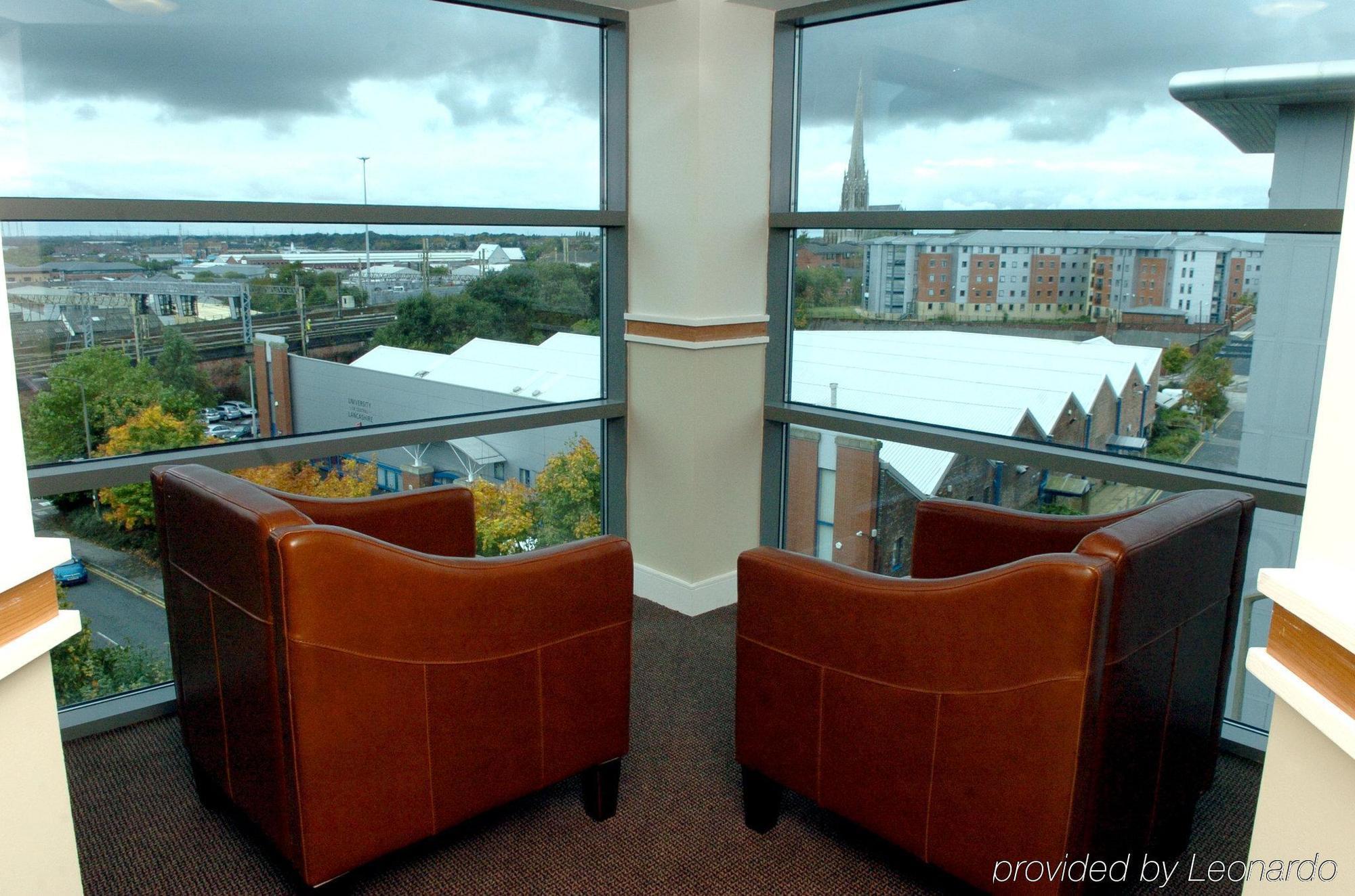 Legacy Preston International Hotel Interior foto